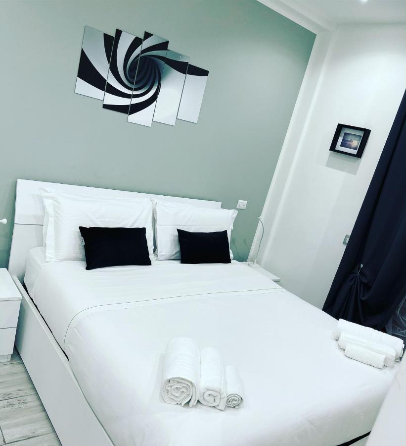One Hundred Rooms Ρώμη Εξωτερικό φωτογραφία